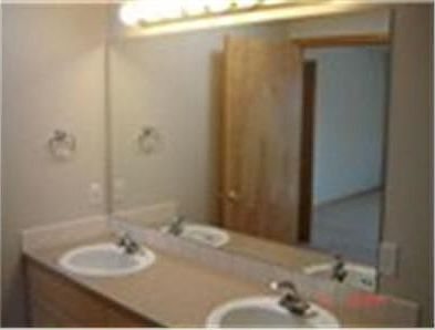 5th image of 1750 Lee Ct