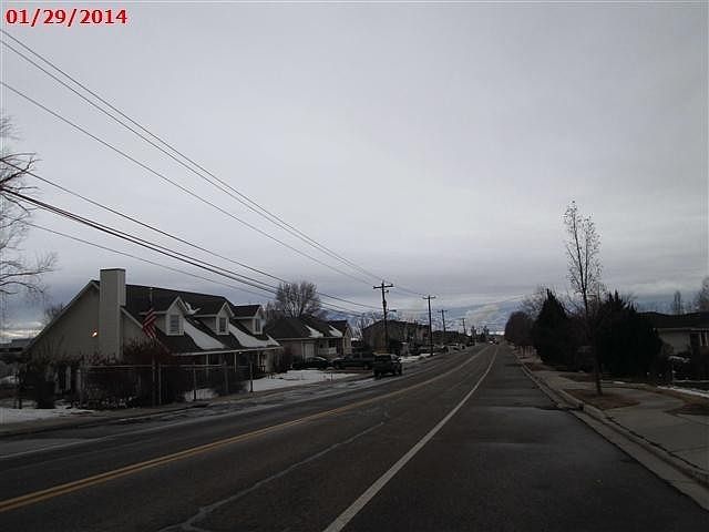 2nd image of 582 W 200th St S