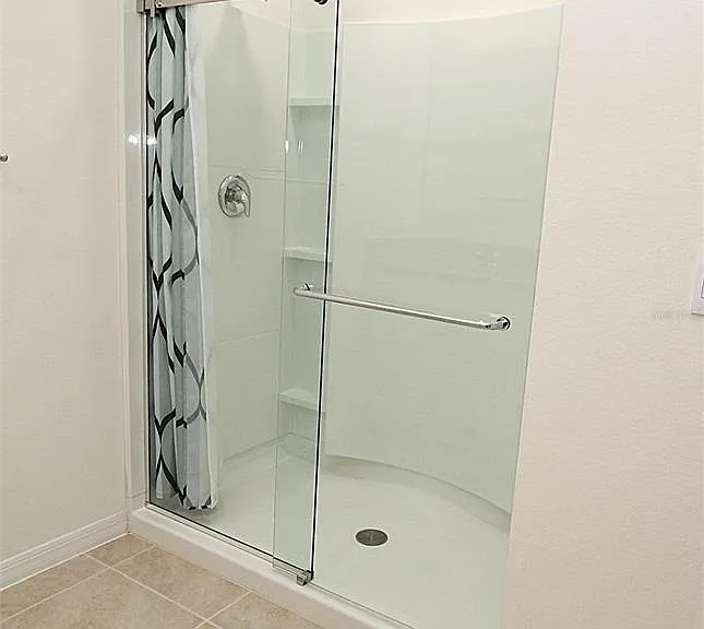 9488 Black Walnut Dr — Photo 12
