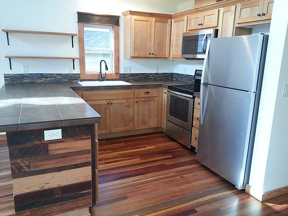 Big kitchen