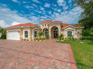 8074 Wiltshire Dr, Pt Charlotte, FL 33981