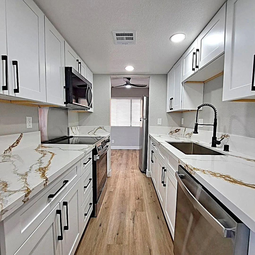 2 bed, 948 sqft, $1,350 — Photo 1