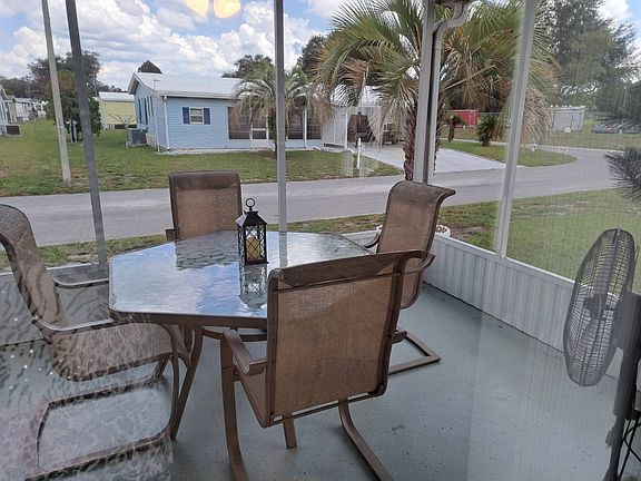 3rd image of 39501 Sunvalley Dr