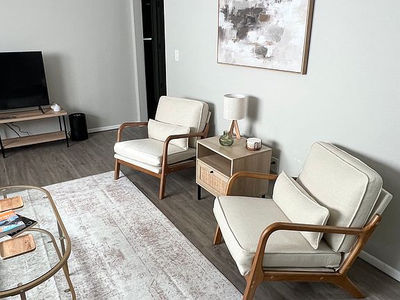 3rd image of 11539 Heritage Ct APT 10