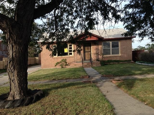 1st image of 405 S Houston St