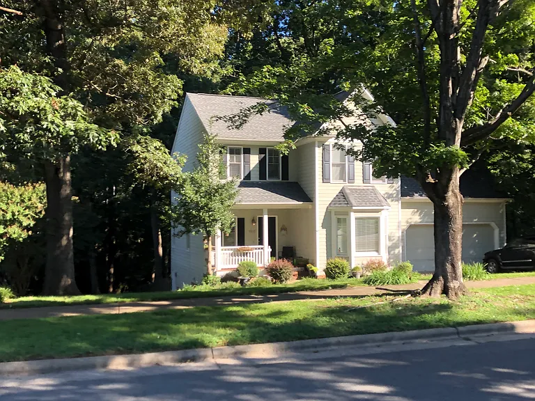 1513 Oakboro Dr — Photo 3