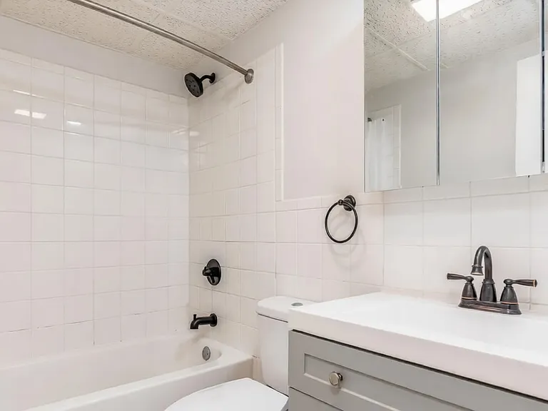 1005 Lincoln St #D2 — Photo 6