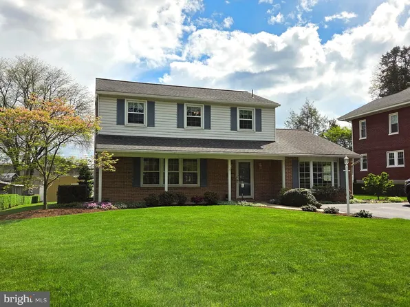 4 Upland Rd, Reading, PA 19609