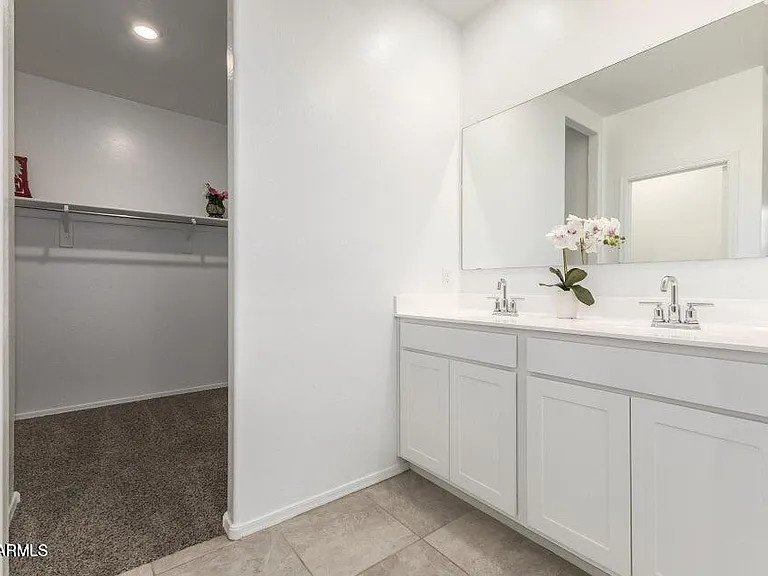 1180 W Paradise Way — Photo 17