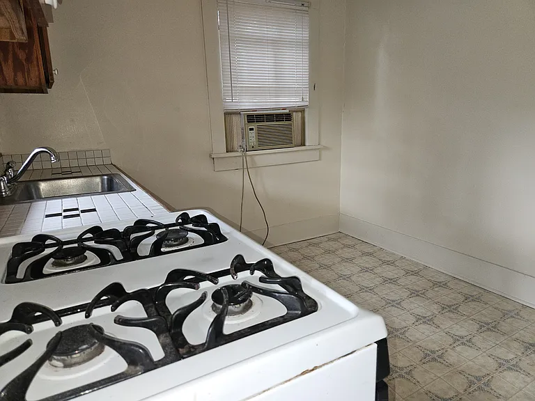 214 NW 4th Ave #1 — Photo 12