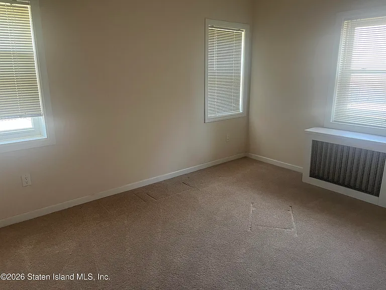 89 Bard Ave — Photo 8