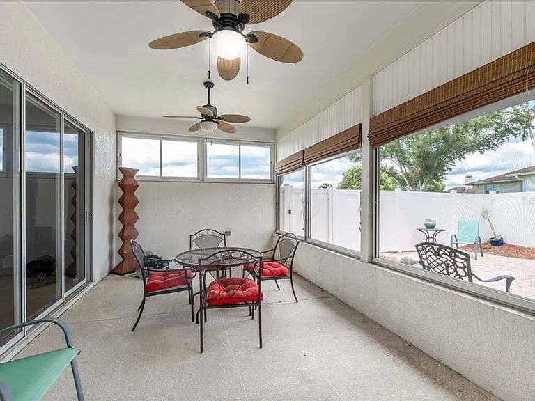 5845 Danterbury Ct — Photo 50