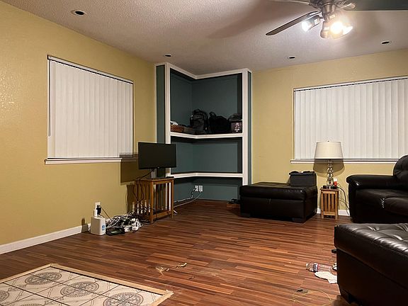 4th image of 1848 Enesco Ave