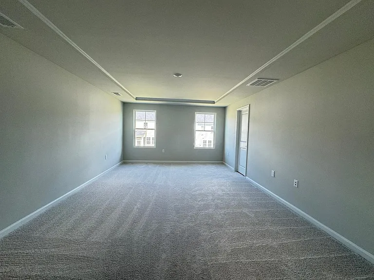 5719 Woodlawn Dr — Photo 11