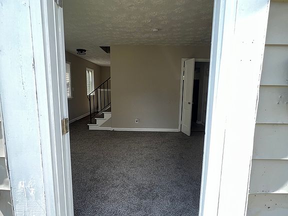 4th image of 59 N Waverly St #57