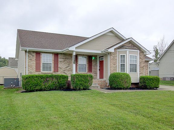 3rd image of 3451 Kingfisher Dr