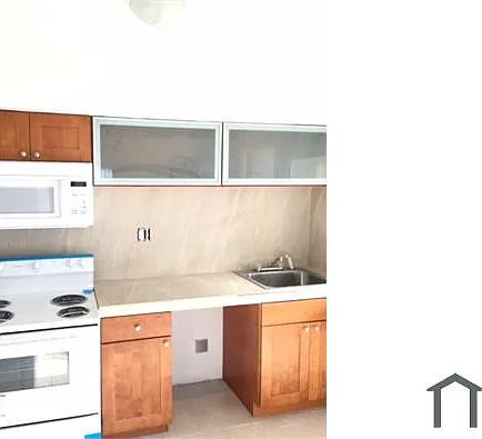 1 bed, 700 sqft, $2,072 — Photo 3