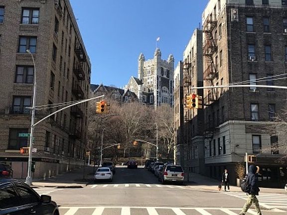 4th image of 251 W 139th St APT 4