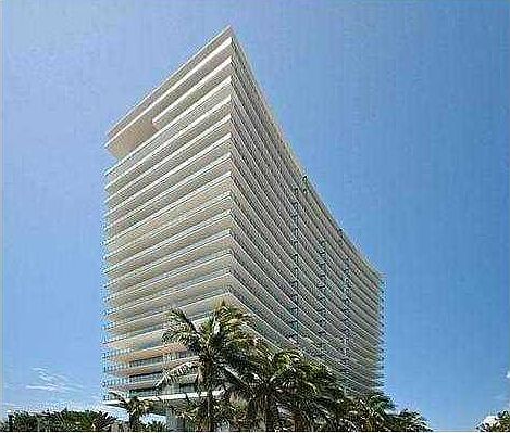 1st image of 800 S Pointe Dr APT 1803
