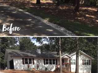 1738 Sandy Ct, Snellville, GA 30078