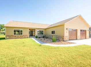 571 Riverstone Dr, Ranchester, WY 82839