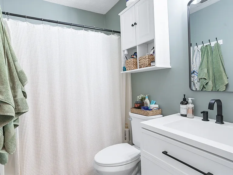 143 Cambridge Dr — Photo 31