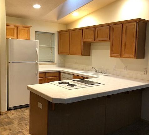 3rd image of 4000 NE 109th Ave Unit 154