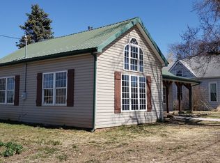 108 W College St, Bunceton, MO 65237