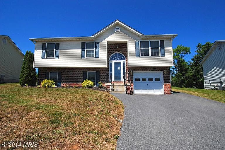 1st image of 125 Paradise Ct