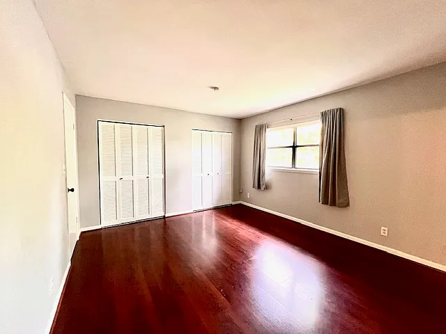 4103 NE 21st Ter — Photo 10