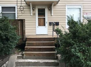 18 N Dodge St, Iowa City, IA 52245