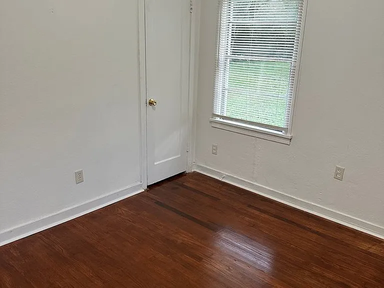 239 Mason Blvd — Photo 5