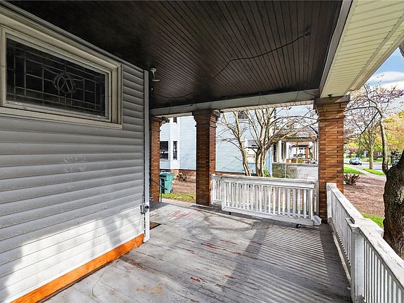 3rd image of 59 Appleton St