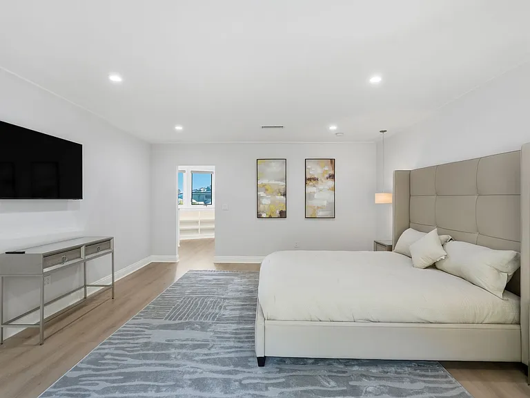 7923 Electra Dr — Photo 4