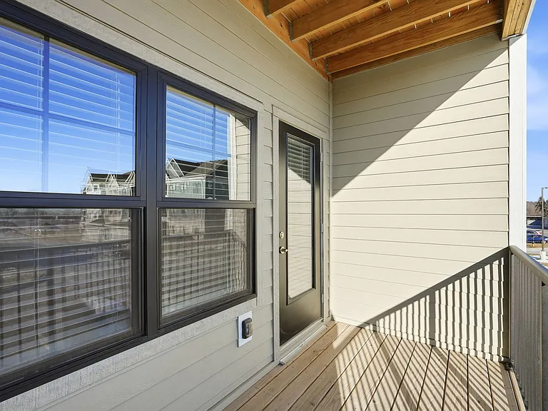 Skye - 1 Bed / 1 Bath - 774 Sq.Ft.