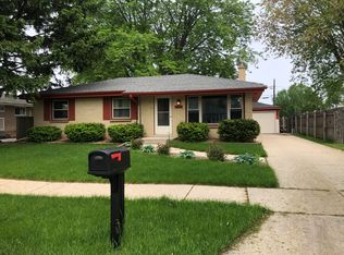 3517 Buckingham Rd, Sturtevant, WI 53177