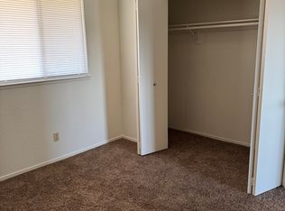 1040 Jefferson Ave APT 202, Clovis, CA 93612