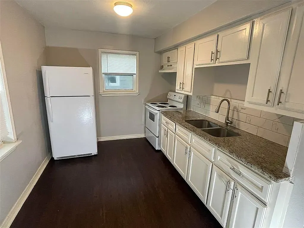 2 bed, 780 sqft, $995 — Photo 3