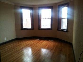 1st image of 5607 S Sacramento Ave #1