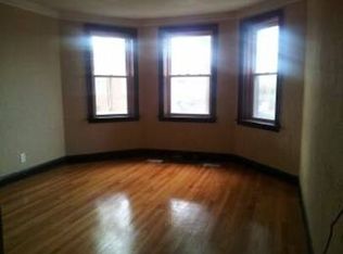 5607 S Sacramento Ave #1, Chicago, IL 60629