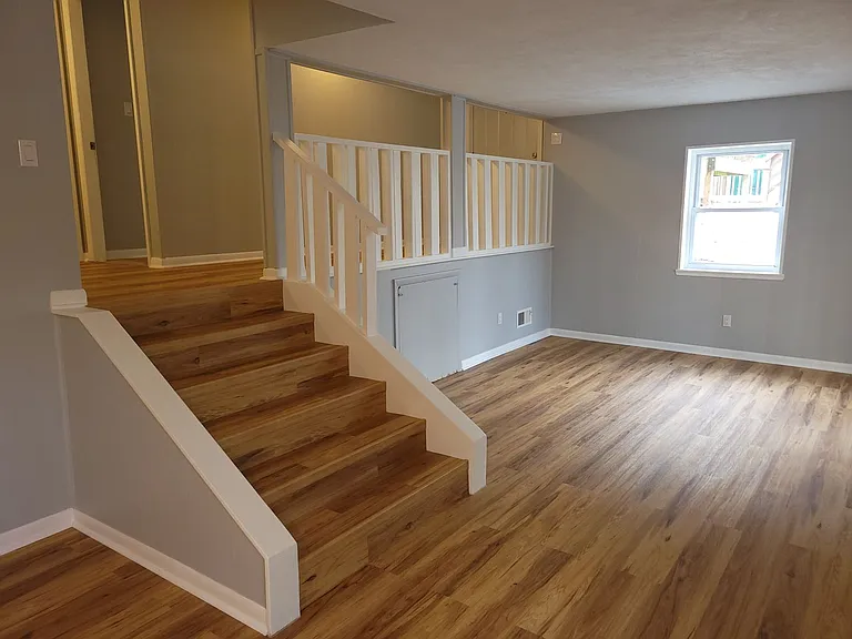 357 Gilmore St — Photo 10