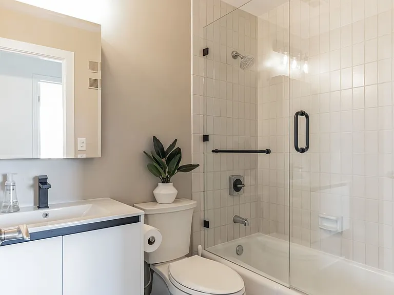 48 W Broadway #1408N — Photo 12