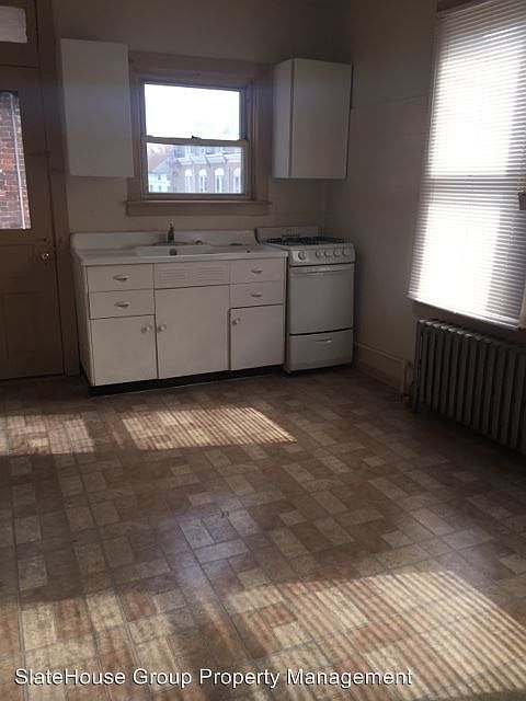 2nd image of 217 S 8th St #2871389