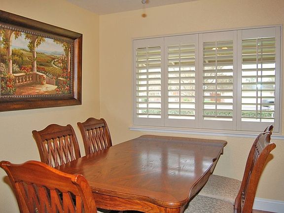 Dining Unit 1