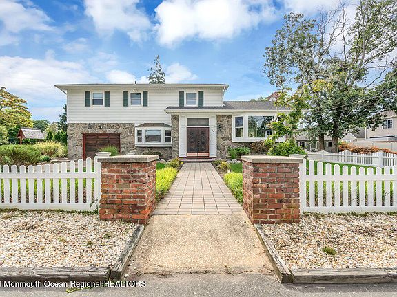 4th image of 33 Hollybrook Drive