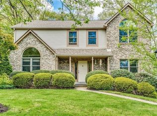 149 Village Dr, Cranberry Township, PA 16066