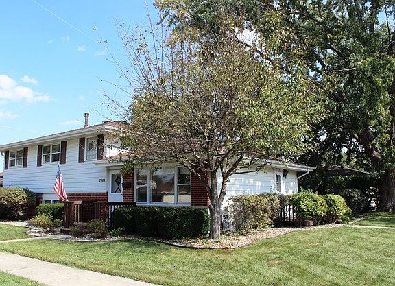2nd image of 7524 170th St