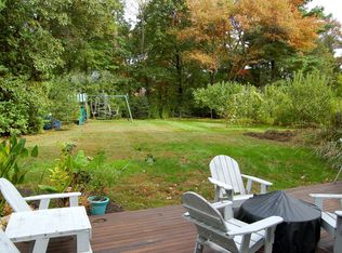 11 Roberts Rd, Wellesley, MA 02481