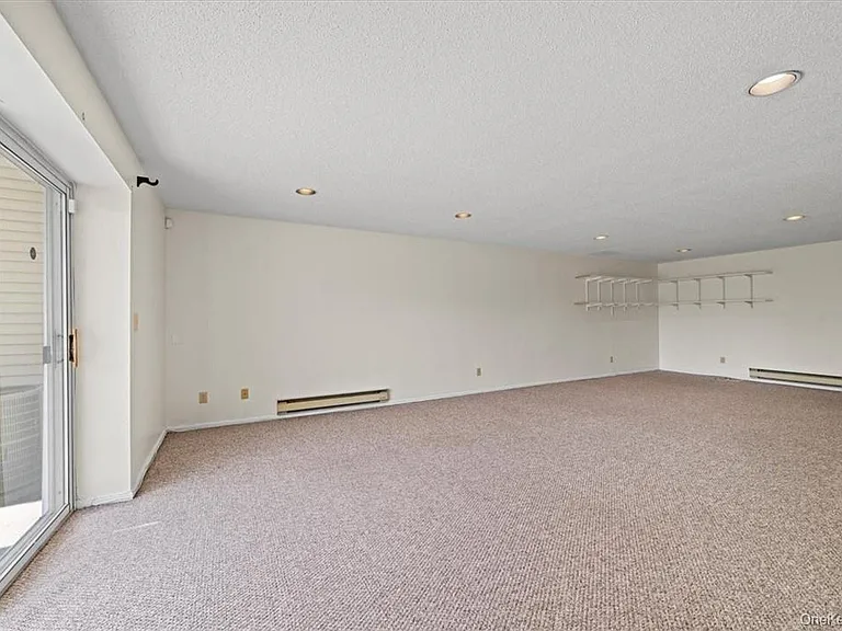 6 Cumberland Ct — Photo 21