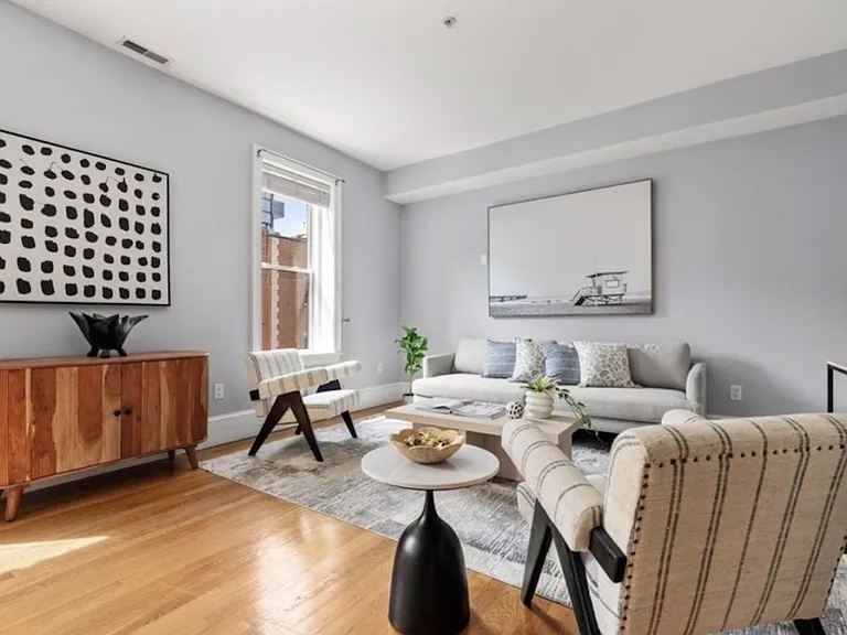 177 Endicott St #3 — Photo 2